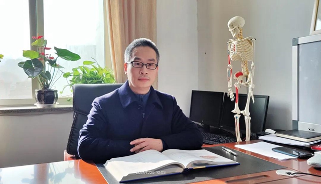 按二級醫(yī)院收費 享三甲醫(yī)院服務——專訪西南醫(yī)科大學附屬第四醫(yī)院副院長卓乃強(圖3)