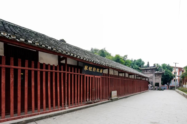 泡溫泉、看懸棺、吃土火鍋！宜賓這2條新高速沿線好吃又好玩…...(圖22)