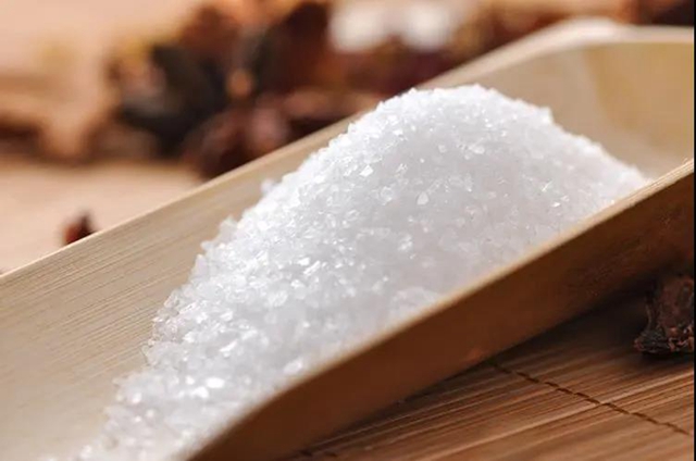 【關(guān)注】體檢查出甲狀腺結(jié)節(jié)，是癌嗎？(圖6)