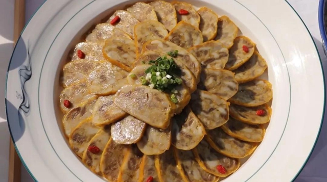 流口水！宜賓這場廚藝PK太香了！蛋圓子、椒麻雞、燒臘、粉蒸肉……(圖1)