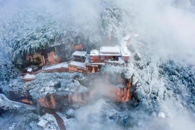 正是登山好時(shí)節(jié)丨一起出門，遇見春天
