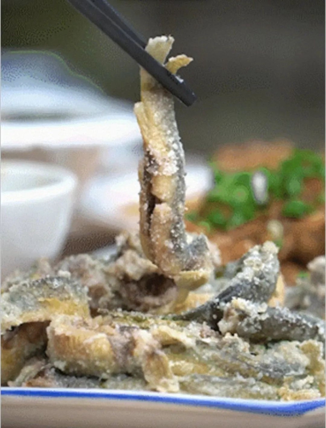 瀘縣玄灘粉蒸泥鰍：吃了還想吃！