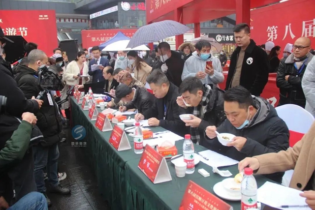 自貢富順向您發(fā)出邀約：快來(lái)一起吃豆花！