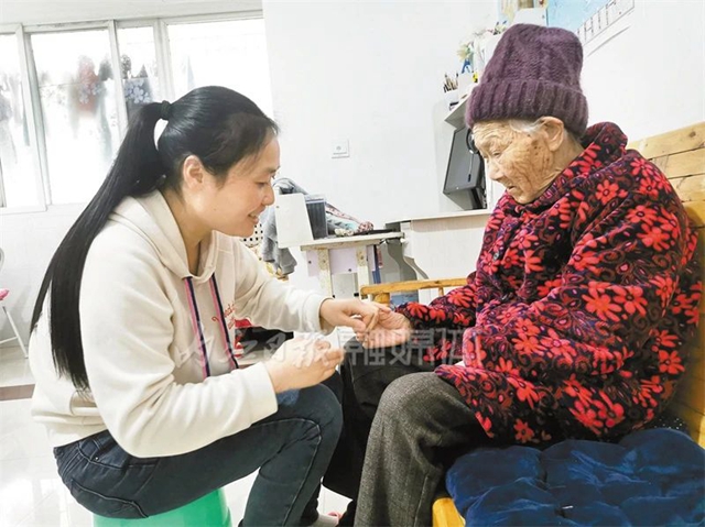 感動內(nèi)江人！帶著奶奶出嫁的她入圍全國道德模范候選人名單——
