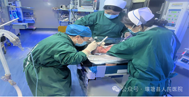 800千米的“對接”轉運，只為守護藏區(qū)患兒生命
