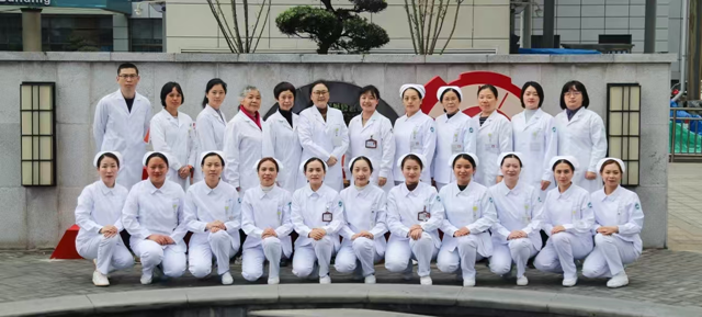 【警惕】79歲爺爺對著空調(diào)吹，遭起了！