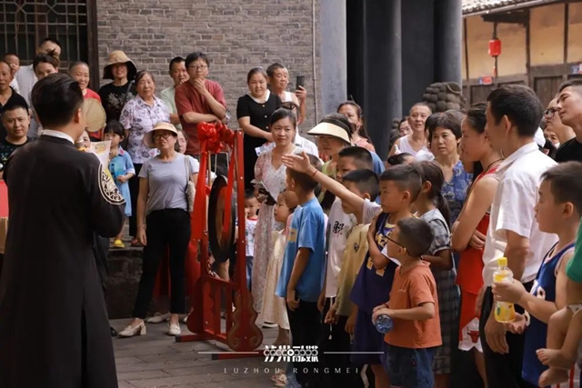 中秋國慶 玩轉瀘州 | 打糍粑、對詩句……古藺縣太平鎮(zhèn)舉行中秋節(jié)主題活動