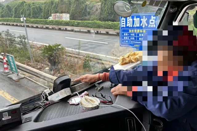 偷逃高速過(guò)路費(fèi)100萬(wàn)！宜賓公安打掉一盜竊團(tuán)伙！