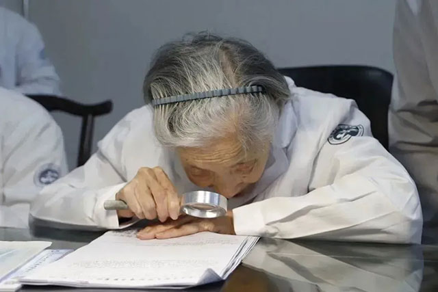 【圍觀】全國名中醫(yī)孫同郊教授看診現(xiàn)場，深圳、桂林、自貢、宜賓......