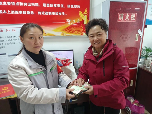 【文明瀘州】暖心故事頻發(fā)生，一封手寫信講述著瀘州公交與酒城人民的雙向奔赴