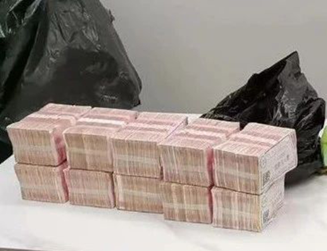 永遠(yuǎn)不要小瞧，任何一個黑色垃圾袋……
