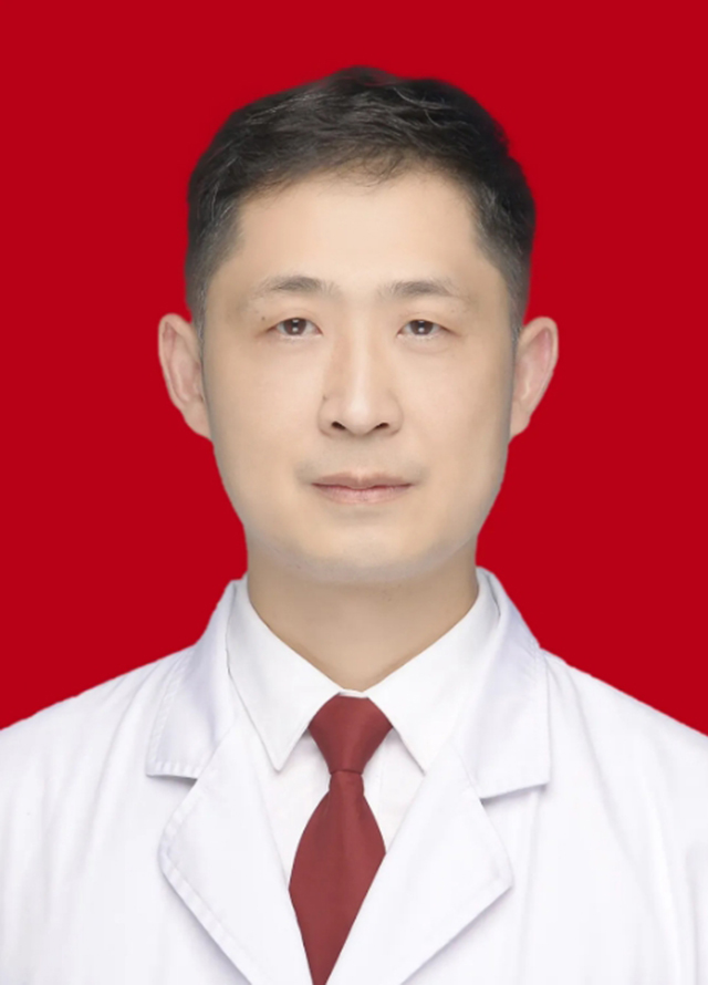 大家都冷麻了，還有一種人在出汗水
