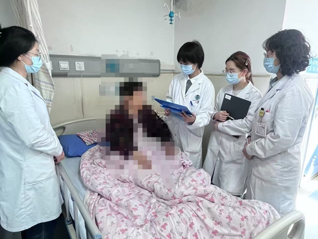 胃輕癱患者迎來(lái)福音！西南醫(yī)大附院消化內(nèi)科內(nèi)鏡下治療技術(shù)再次突破！