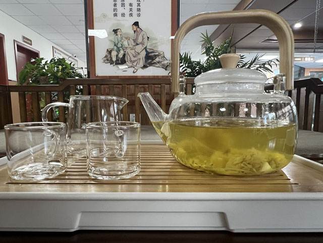 古藺縣中醫(yī)醫(yī)院針灸·康復(fù)科免費(fèi)解暑茶飲暖心上線啦！