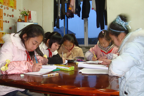 五通鎮(zhèn)：互助學(xué)習(xí)蔚然成風(fēng)  成績(jī)與品德雙豐收