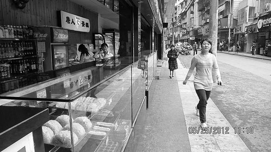 鋁超標！宜賓商業(yè)街一蛋糕店被曝光(圖1)