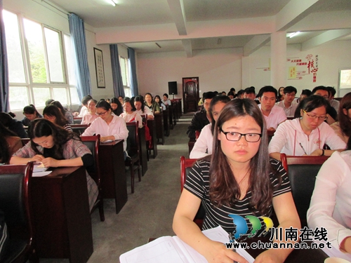 敘永縣分水鎮(zhèn)中心小學校開展青年教師集中培訓活動(圖2)
