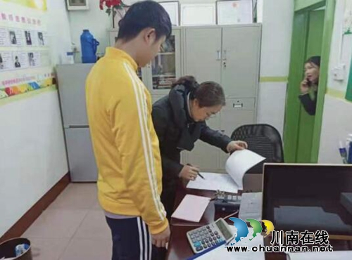 江陽區(qū)北城街道城垣社區(qū)與轄區(qū)單位簽訂安全責任書