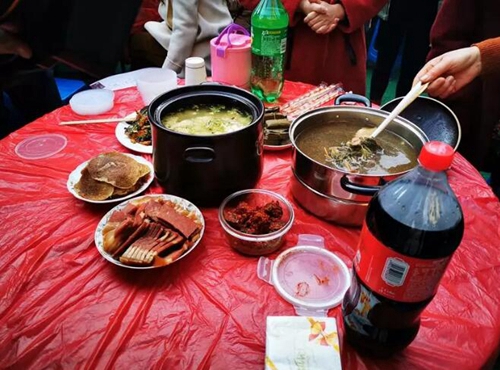 佳樂世紀·城綠韻“百家宴”：讓大家吃出真感情
