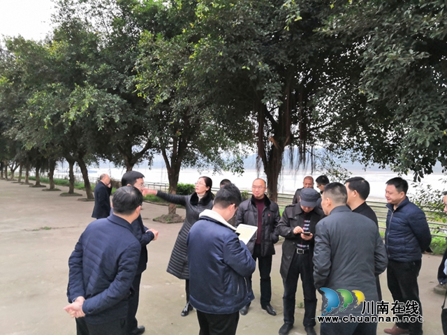 國(guó)家自然資源督查成都局到瀘州龍馬潭區(qū)石樑社區(qū)調(diào)研(圖1)
