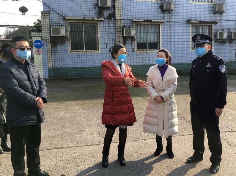 ［疫情防控進(jìn)行時(shí)］四川納溪：眾志成城抓防控，小城大愛保健康(圖1)