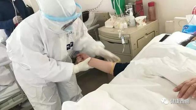 義無(wú)反顧！逆行的不僅有醫(yī)生，還有可敬的護(hù)士！(圖8)