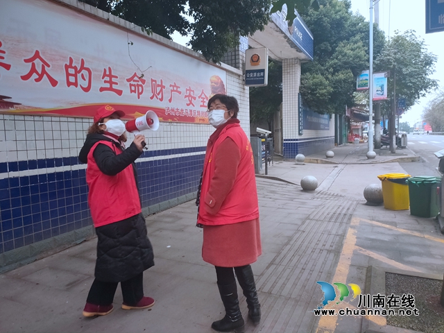 龍馬潭區(qū)特興街道：母女齊上陣，熱心志愿顯擔(dān)當(dāng)
