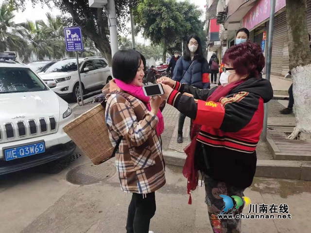 龍馬潭區(qū)小市街道：逆風(fēng)而行的“市場(chǎng)守衛(wèi)者”(圖3)