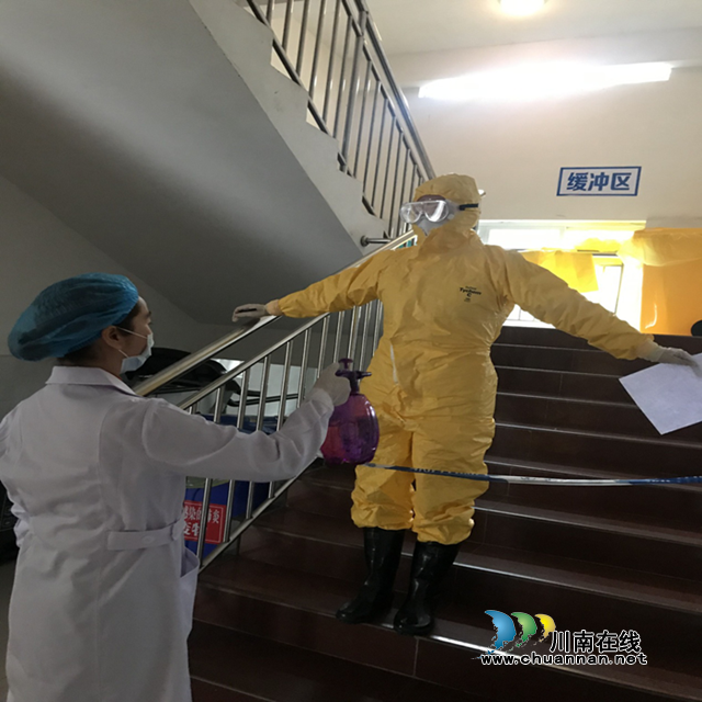 納溪疾控女巾幗，留觀消殺無膽怯(圖2)