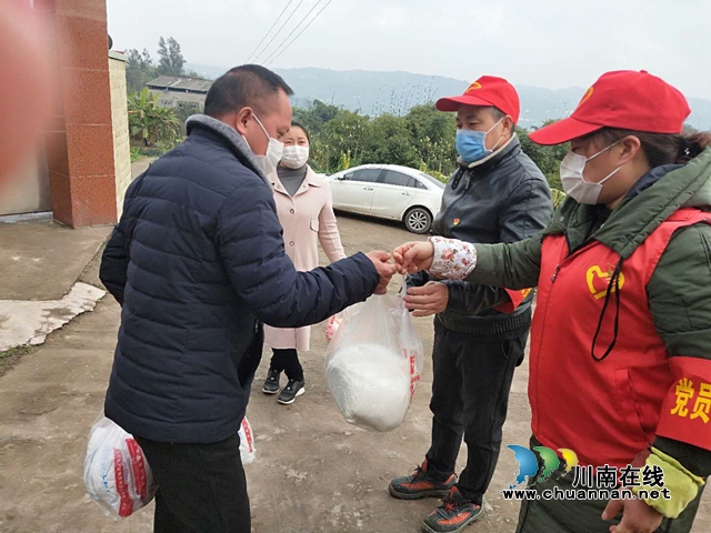 龍馬潭區(qū)特興街道：人大代表在一線 防控疫情為人民(圖2)