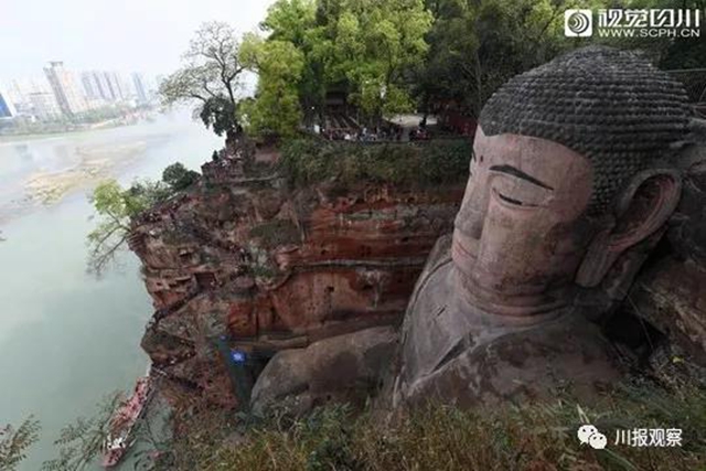四川這些大美景區(qū)，對(duì)全國醫(yī)務(wù)人員免費(fèi)一年！(圖2)