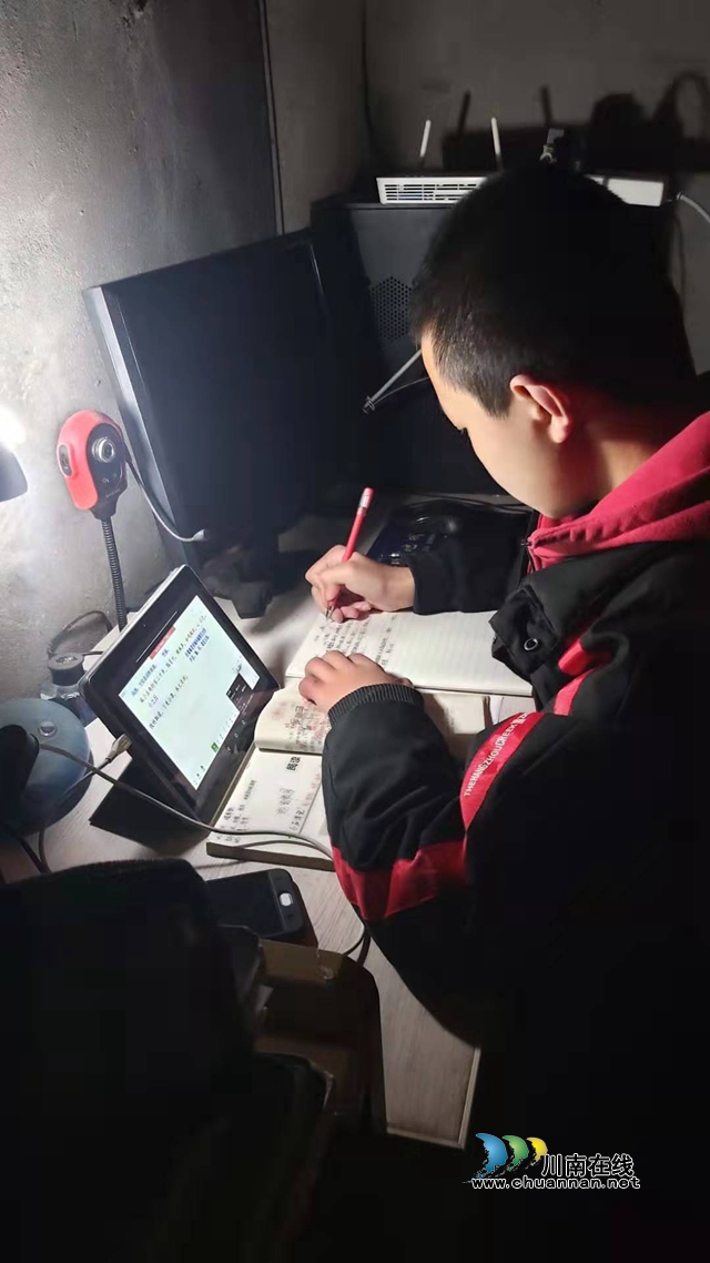 非常開學季，非常課堂！瀘州十二中“空中課堂”開課(圖5)
