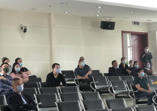 挪用公款+受賄！宜賓一公司老板被判了！(圖2)