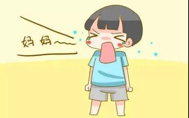 【驚險(xiǎn)】1歲女童誤把藥片當(dāng)糖果，嘴巴被燒焦？(圖2)
