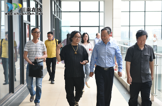 翠屏區(qū)政協(xié)主席：瀘州楠域奇緣博藏館令人震撼！(圖1)