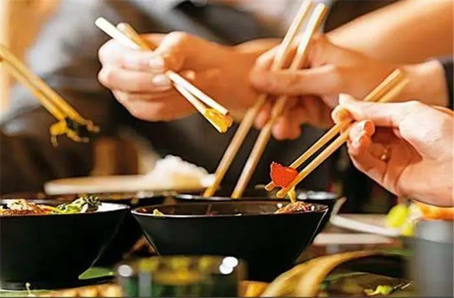 【分享】洗完筷子朝上還是朝下放？大部分人做錯(cuò)了！
