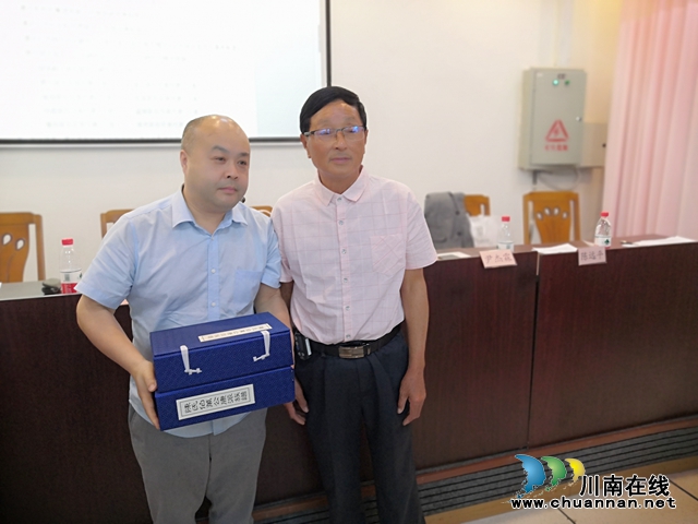 瀘州市首屆姓氏文化與家譜、族譜展示交流會成功舉辦(圖18)