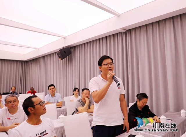 龍馬潭區(qū)作協(xié)首個城市創(chuàng)作基地落戶瀘州28度·泉酒店(圖6)