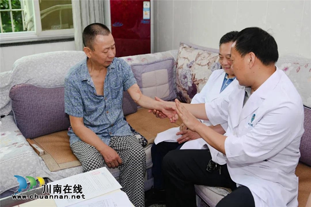 53年前，央廣向全世界播發(fā)：瀘州醫(yī)專附院為14歲少年成功接上斷臂！(圖13)