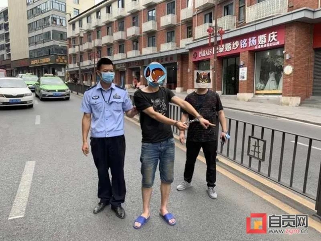 奇葩！一男子在自貢撞車又撞人后回家將女友捅傷