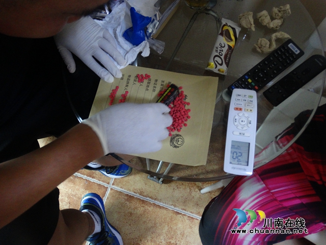 夫妻雙雙把毒吸！瀘縣一男子吸販毒上癮還把妻子拉進(jìn)了“朋友圈”！(圖6)