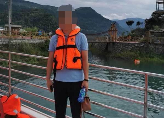 30歲瀘州男子在雷波馬湖溺亡，家屬質(zhì)疑救援不力 景區(qū)：湖中禁止游泳，已及時(shí)救援