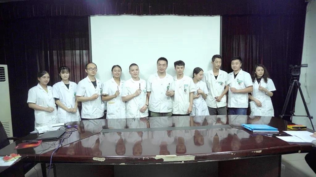 致敬中國醫(yī)師節(jié) | “弘揚抗疫精神，護佑人民健康”(圖7)