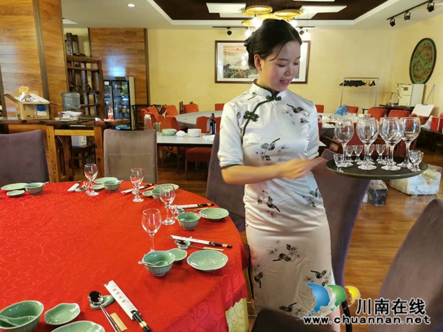 黃慧：走出大山學(xué)技能斬獲省級(jí)金獎(jiǎng)，建檔立卡貧困家庭飛出金鳳凰