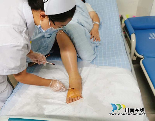 驚險(xiǎn)！懷孕15周，古藺一年輕孕婦被毒蛇偷襲