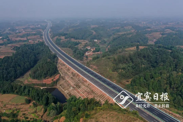 預(yù)計(jì)下月底通車！宜賓至成都新高速來了(圖3)