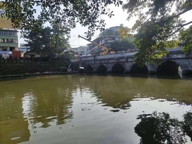 危急時(shí)刻連救三人！自貢出了一位“生命的擺渡人”(圖5)