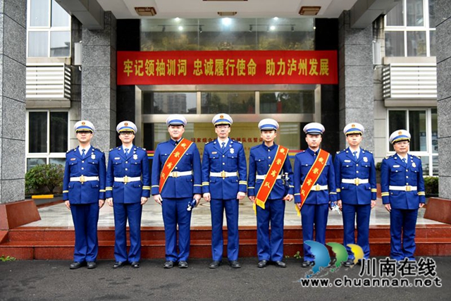 告別戰(zhàn)友，踏上新征程！44名瀘州籍新消防員即將開啟“火焰藍”生涯(圖16)
