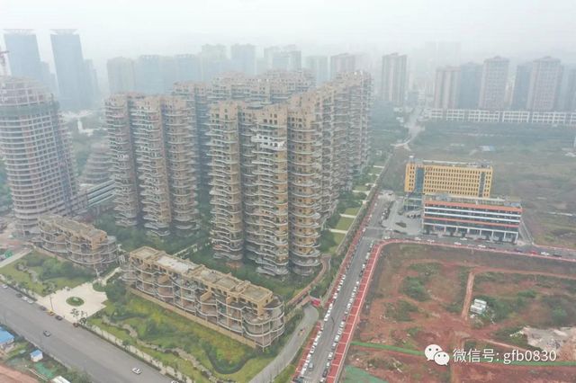 兩宗高價地震撼瀘州樓市，將影響2021年房價格局？(圖5)