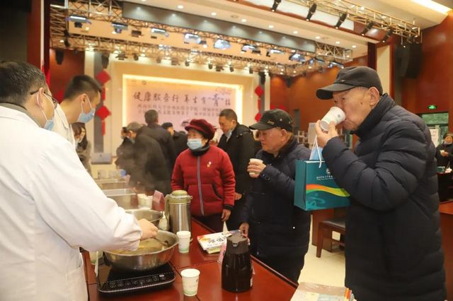 【擴(kuò)散】冬至將到，西南醫(yī)大中醫(yī)院喊你免費(fèi)喝羊肉湯？(圖6)